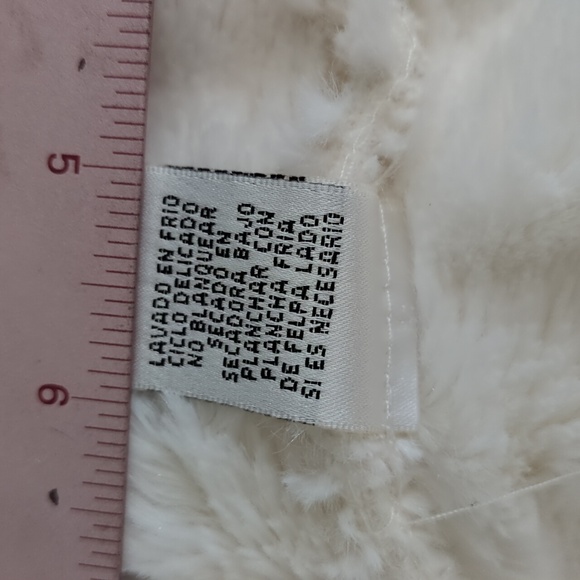 Valerie Stephens large coat Inv244 - Picture 8 of 8